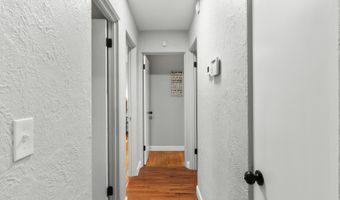 2241 Alby St, Alton, IL 62002