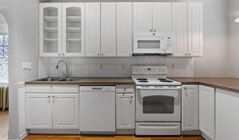 32 Homestead St, Albany, NY 12203