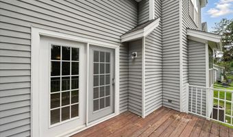 4274 Hillside Dr, Ann Arbor, MI 48105
