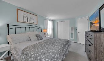 209 Mcnair Rd, Amherst, NY 14221