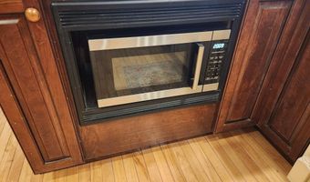 540 Fairlane Dr, Alma, MI 48801