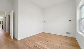 90 E 27TH St, Bayonne, NJ 07002