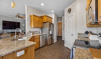 881 W SMITHSONIAN Way, Apple Valley, UT 84737