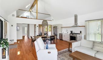 10 Wyndham Hill Rd Adu, Middletown, RI 02842