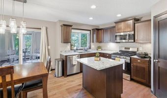 13715 Grafton Ct, Apple Valley, MN 55124