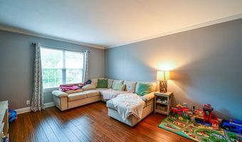 18 Westfield Pl, Athens, OH 45701