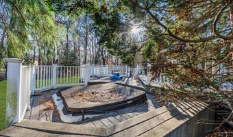 26 Bruns Rd, Allenhurst, NJ 07711
