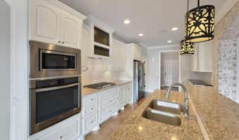 613 Emerald Ct, Brandon, MS 39047