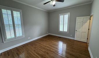 102 W Lane St, Albertville, AL 35950