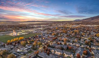 204 W LYMAN Ln, Bountiful, UT 84010