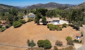 1650 Silver Tree Ln, Escondido, CA 92026