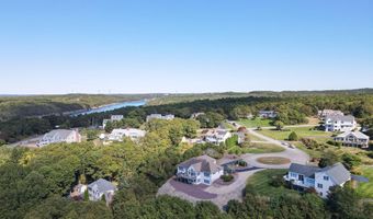 4 Mainstay Ln, Bourne, MA 02532