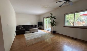 643 Kingsbury Ct, Algonquin, IL 60102