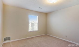 1328 Heatherwood Ln, Ann Arbor, MI 48108