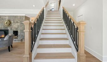 5805 MASSACHUSETTS Ave, Bethesda, MD 20816