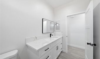 12658 Standing Bear Rd, Apple Valley, CA 92308