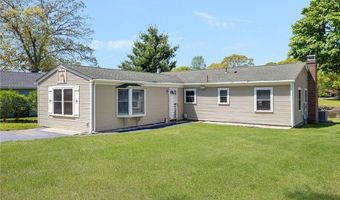 106 N River Dr, Narragansett, RI 02882