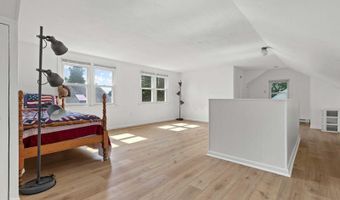 5 Hammock Pkwy, Clinton, CT 06413