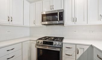 4915 HAMPDEN Ln 307, Bethesda, MD 20814