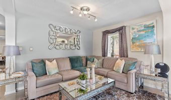 1887 MAYPORT Rd, Atlantic Beach, FL 32233