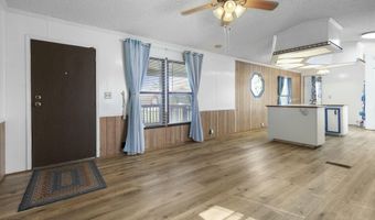 1749 Carolina St, Alford, FL 32420