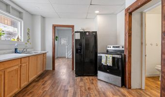 346 Locust Ave, Amsterdam, NY 12010