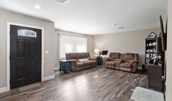 833 Ocean Ave, Beachwood, NJ 08722