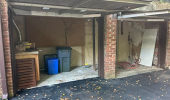 8514 WOODHAVEN Blvd, Bethesda, MD 20817