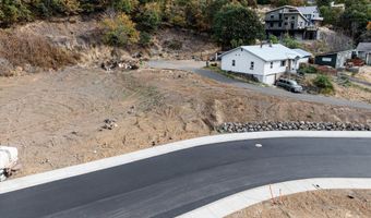Poplar DR 10, Bingen, WA 98605