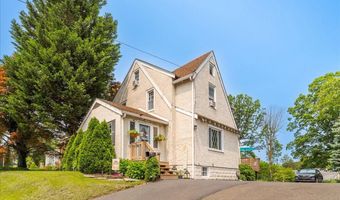 1086 EDGE HILL Rd, Abington, PA 19001