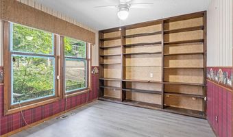 6 Barbara Ln, Bella Vista, AR 72715