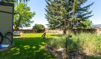 621 Lakeside Dr, Blackfoot, ID 83221