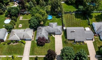 63 Hunters Ln, Amherst, NY 14221