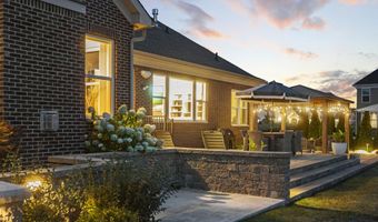 5818 Oakmont Blvd, Bargersville, IN 46106