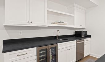 6213 DAHLONEGA Rd, Bethesda, MD 20816