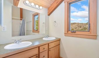520 Isaac Ln, Bellvue, CO 80512