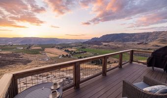 66 Sugarloaf Rd, Brewster, WA 98812