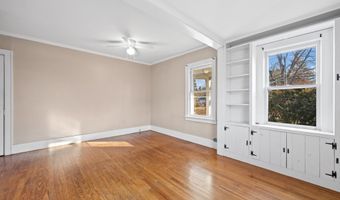 393 S Meriden Rd, Cheshire, CT 06410