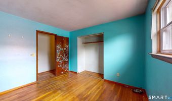 45 Elaine Dr, Ansonia, CT 06401