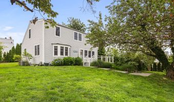 19 Sherwood Dr, Westport, CT 06880