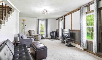 1097 Duck Creek Dr, Adams, WI 53910