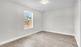 129 Lindon St, Benton, TN 37307
