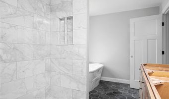 2036 Putnam Pike, Glocester, RI 02814