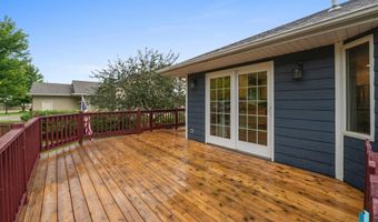 316 S Country Club Ave, Brandon, SD 57005