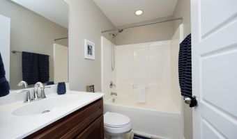 953 Ambergate Sta, Apex, NC 27502