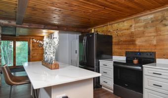 3855 NORWAY WOODS Ln, Abrams, WI 54101