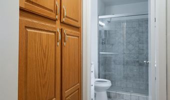 4300 ROBERTS Ave, Annandale, VA 22003