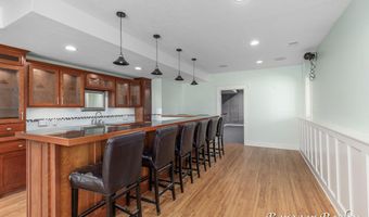 8790 Laurel Ridge Dr SE, Alto, MI 49302
