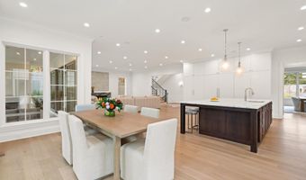 2920 CHESAPEAKE St NW, Washington, DC 20008
