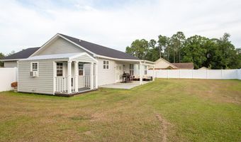 486 Old Blackshear Rd, Baxley, GA 31513